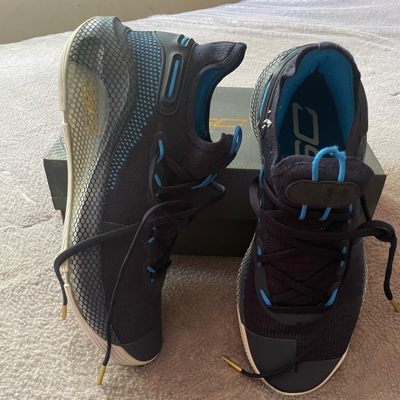 Under Armour Team Curry 6 - Picture 4 of 4